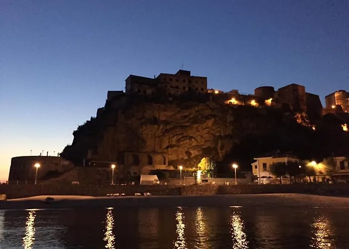 Duomo Alojamento de Acomodação e Pequeno-almoço 4*